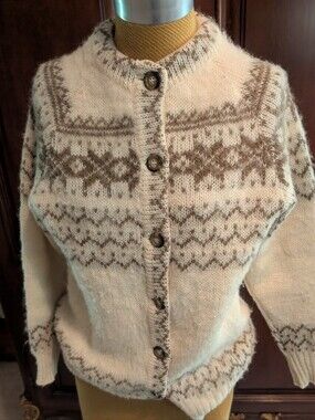 Alafoss Iceland 100% Wool Sweater Cardigan Small Icelandic